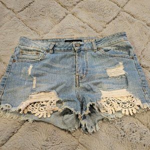 Beautiful Aeropostale Short : Size -2